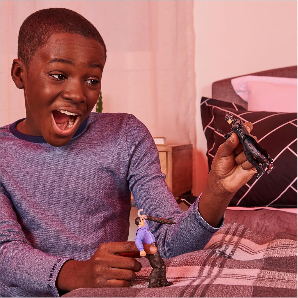 Figura The Batman 3 Accesorios y 1 Tarjeta Misteriosa Blister 3a+ /Se venden por Separado / Surtido de 3