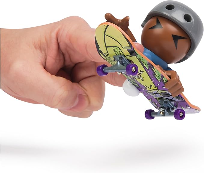 Patineta Tech Deck Sk8 Crew con Figura 5a+ ( Surtido de 4 - Se venden por separado )