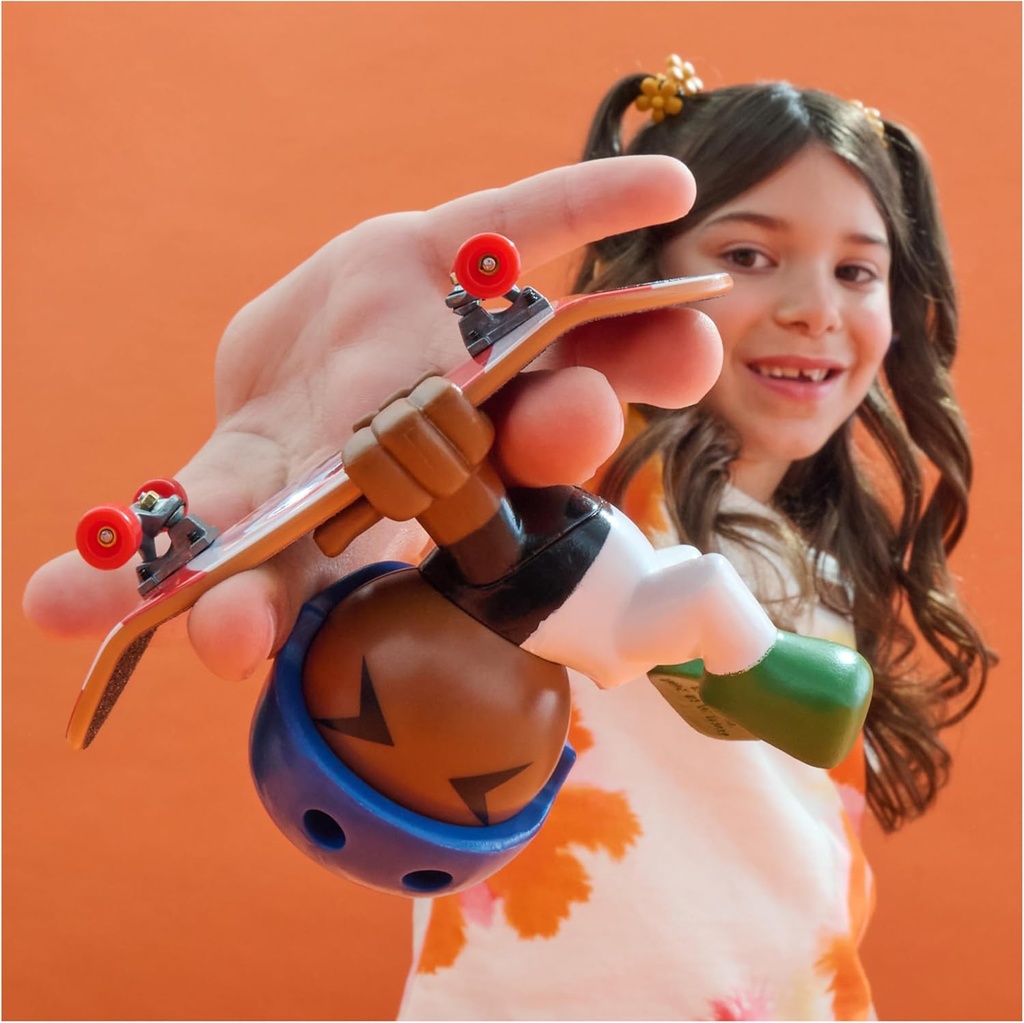 Patineta Tech Deck Sk8 Crew con Figura 5a+ ( Surtido de 4 - Se venden por separado )